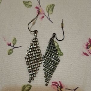 Elegant Silver Crystal Drop Earrings